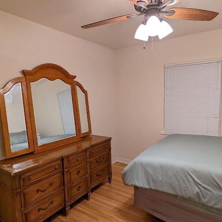 Amazing 2Br Home - Steps To Unm North Campus Albuquerque Buitenkant foto